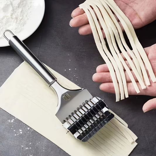 PastaMaker - Cutter manual din inox pentru tăiței